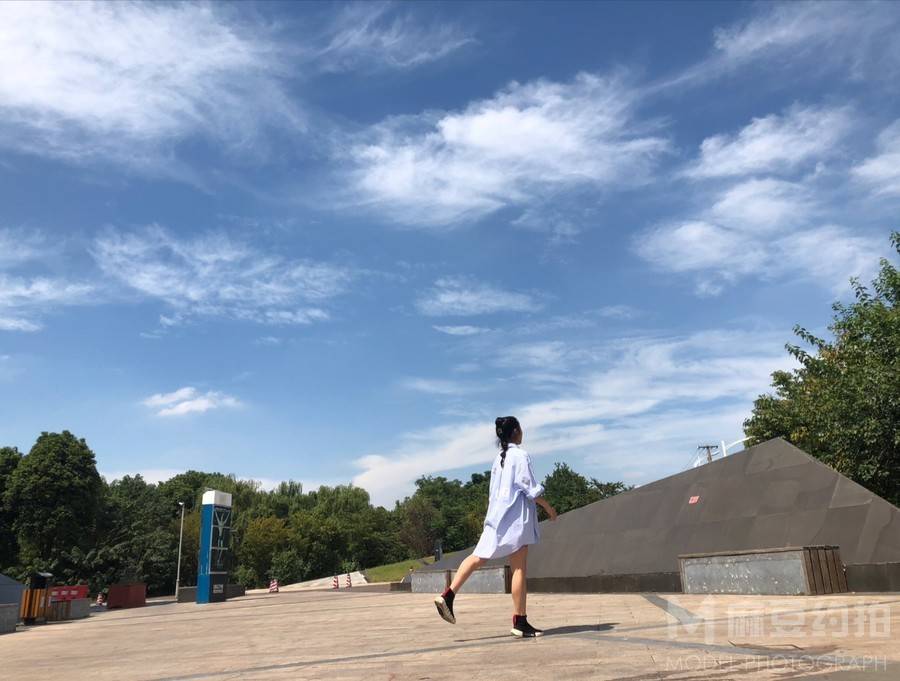 清新模特