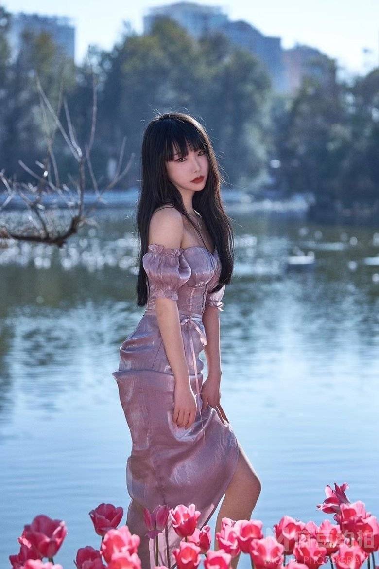 胶片模特