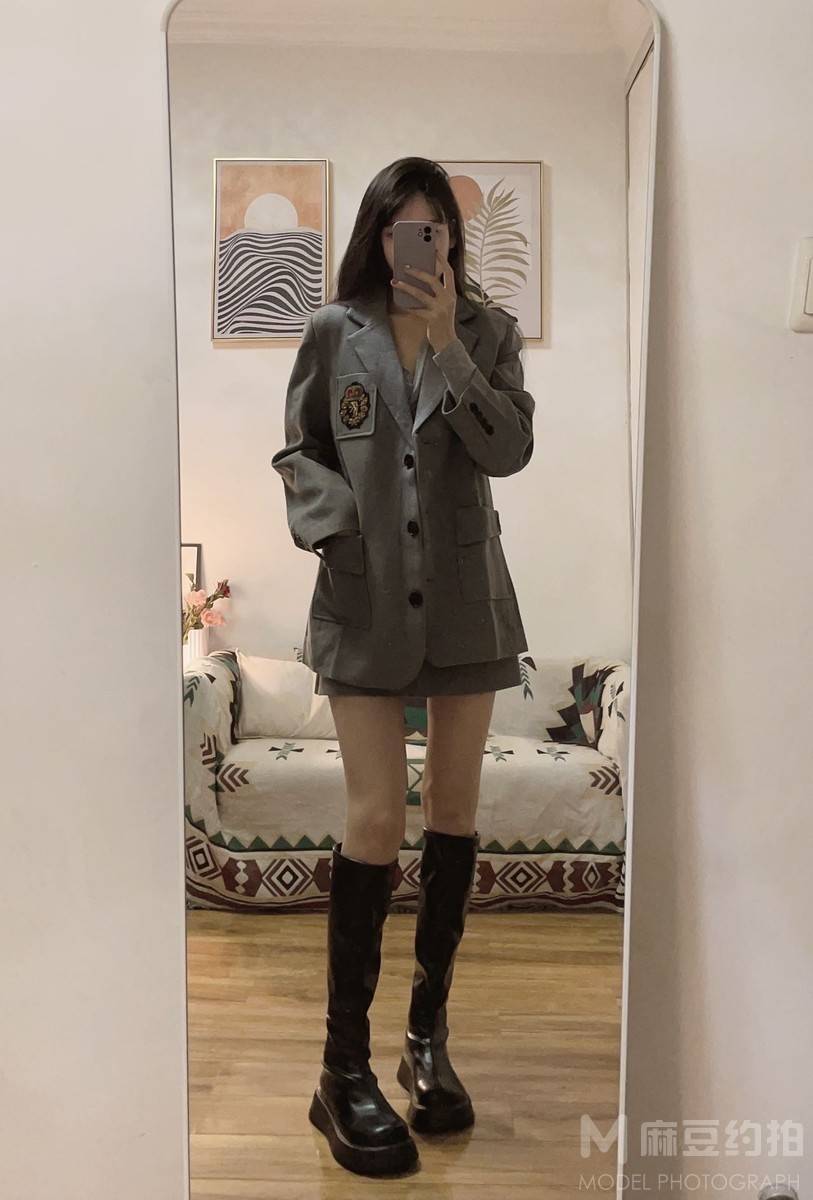 校园模特
