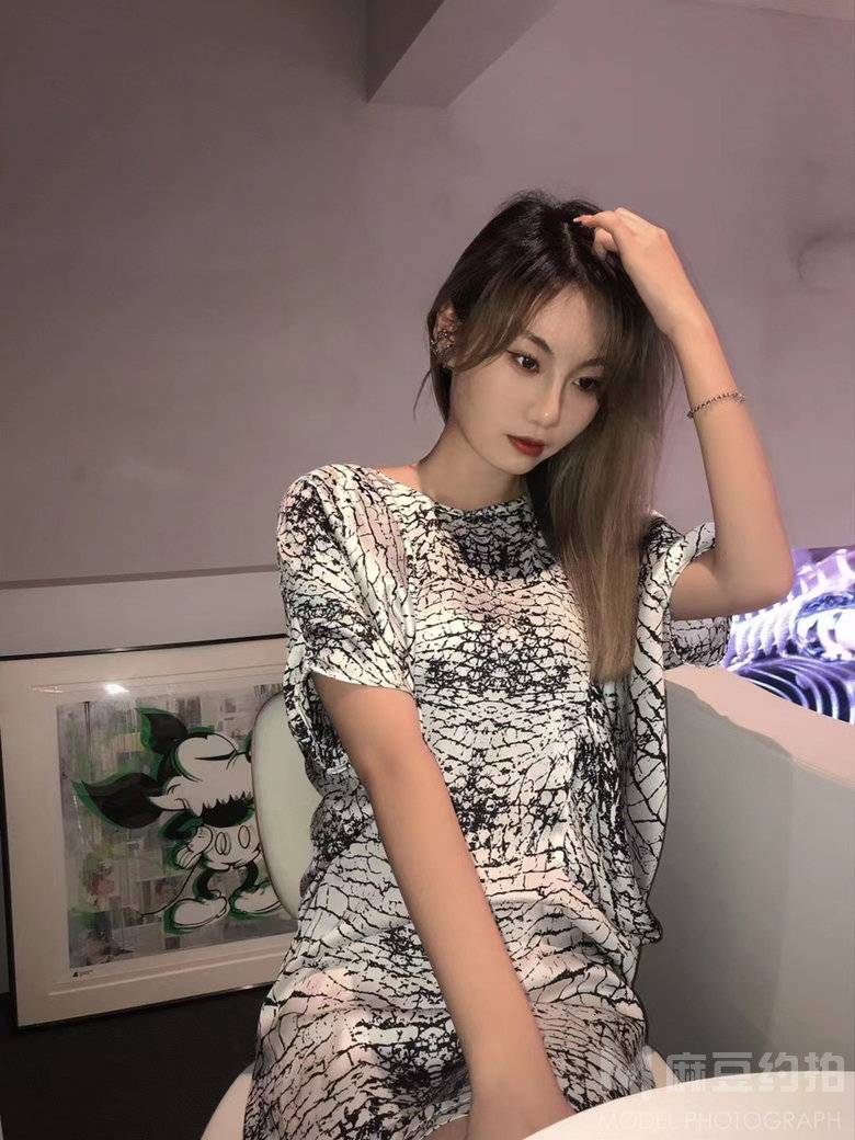 胶片模特