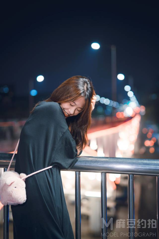 夜景模特