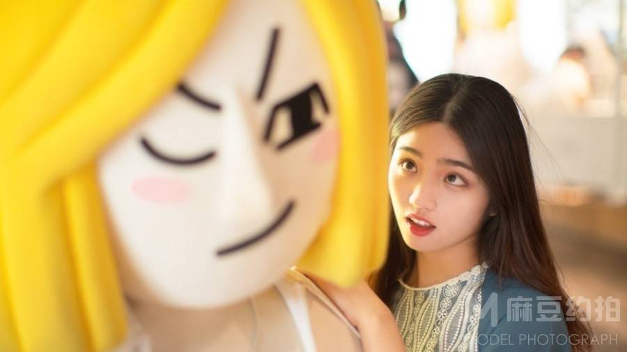 情绪模特