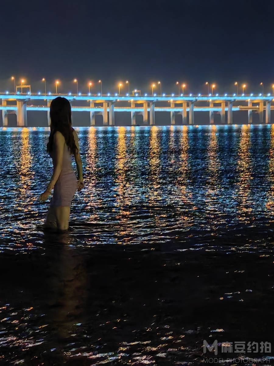 纪实模特