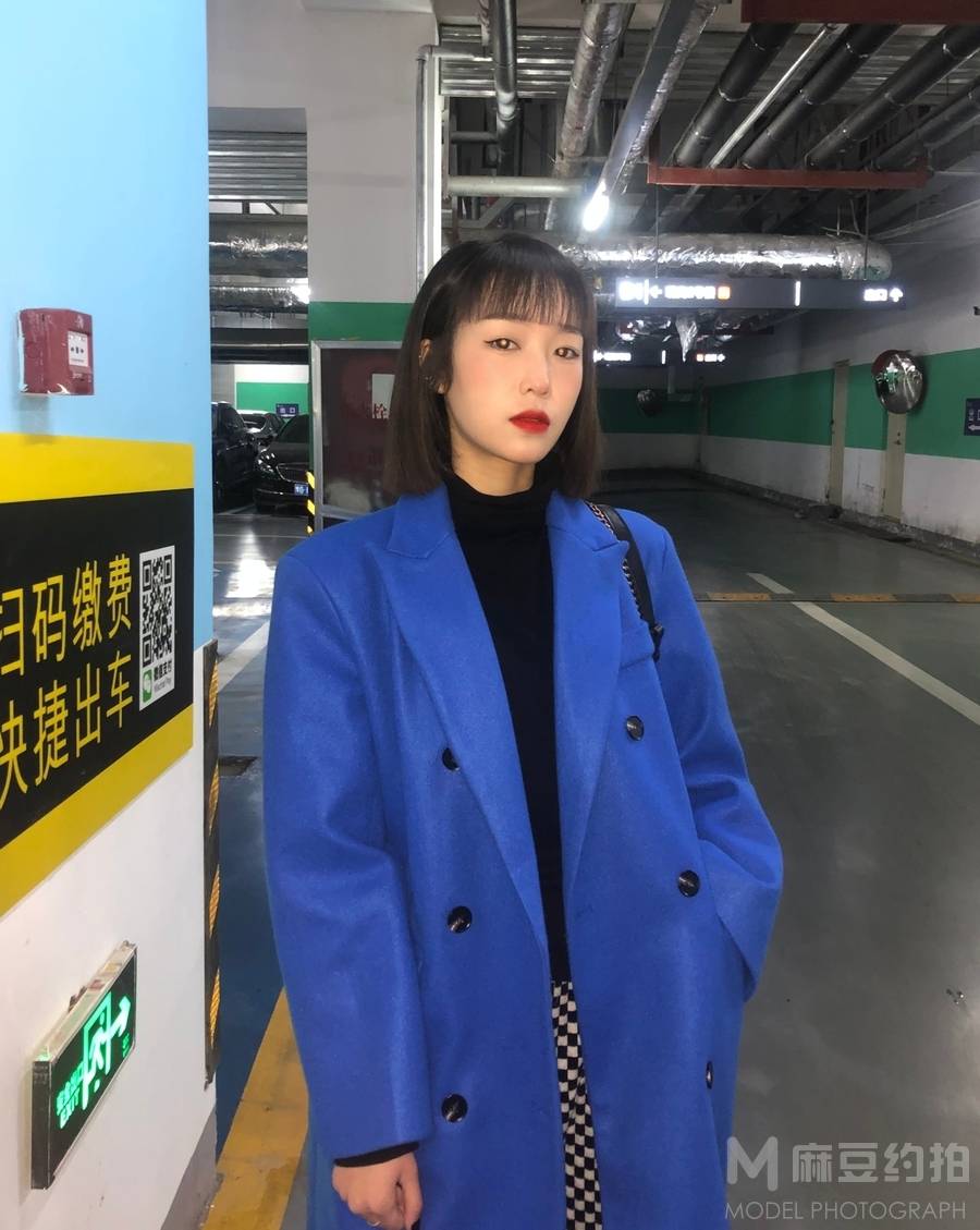 校园模特