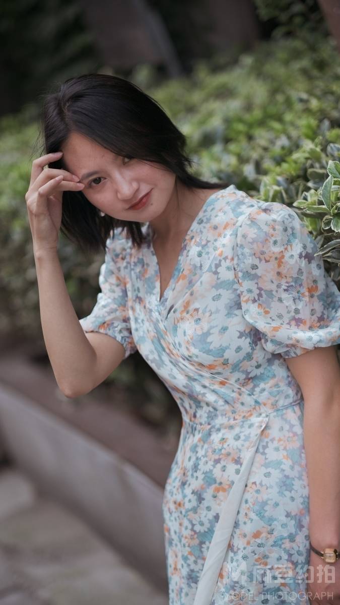 宝丽来模特