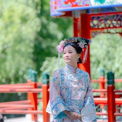 汉服模特