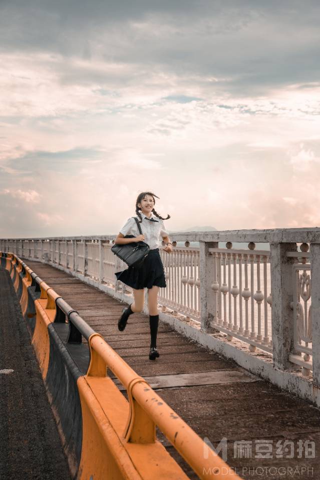 校园模特