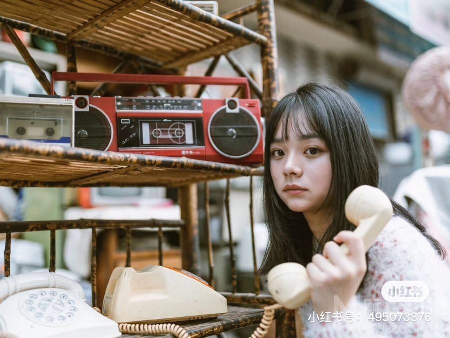 情绪模特