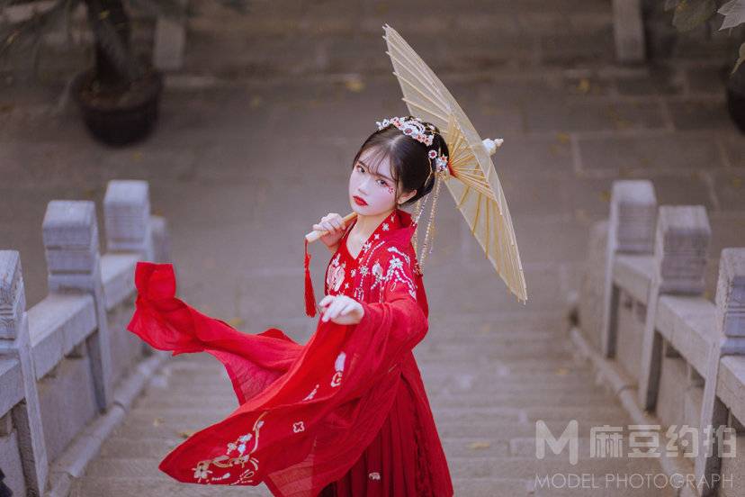 汉服模特