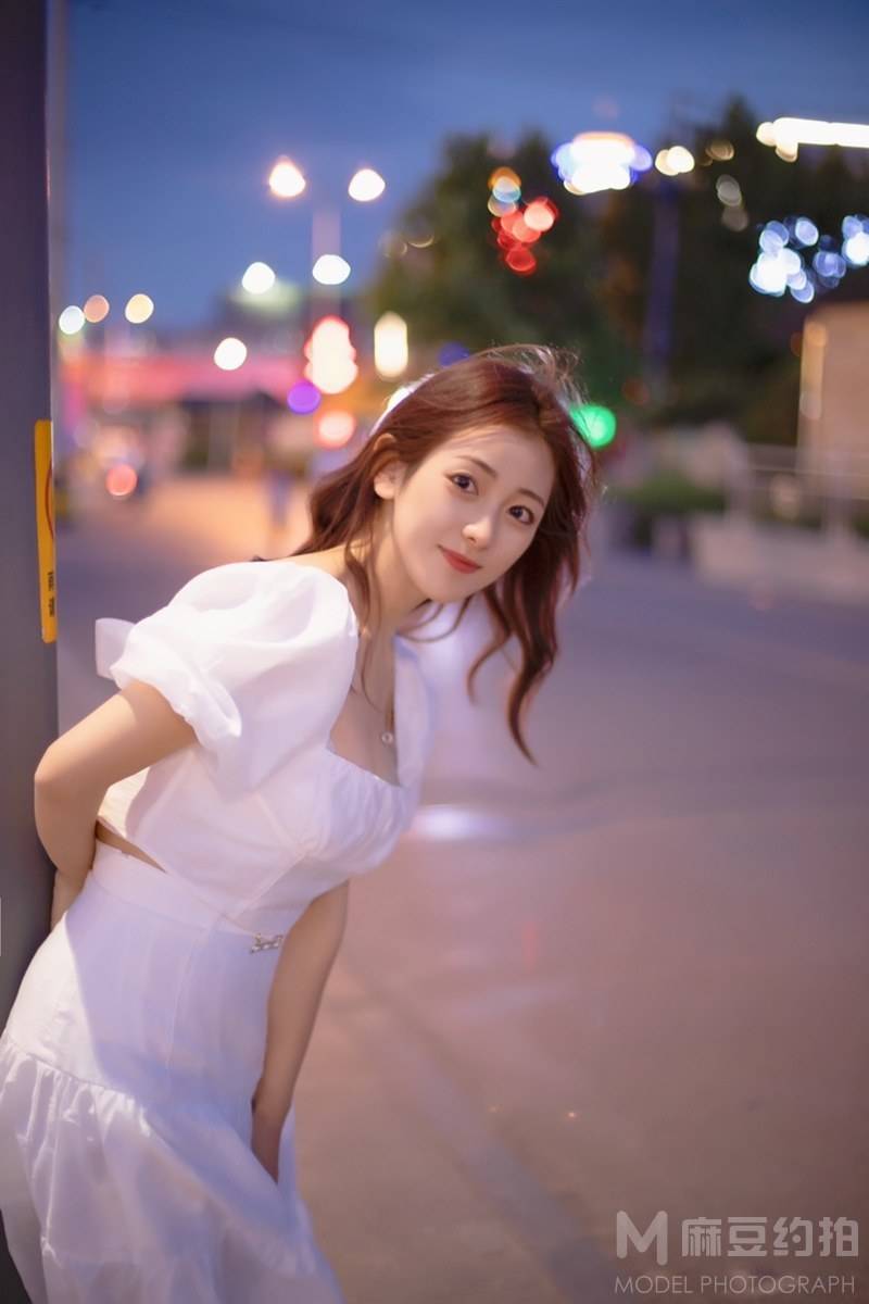 夜景模特