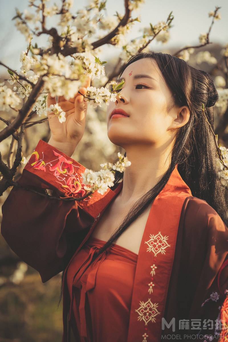 汉服模特