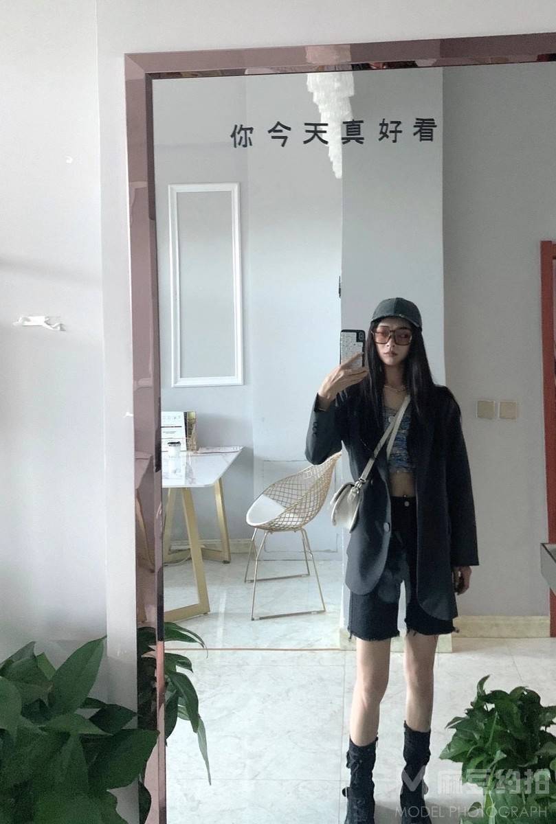暗黑模特