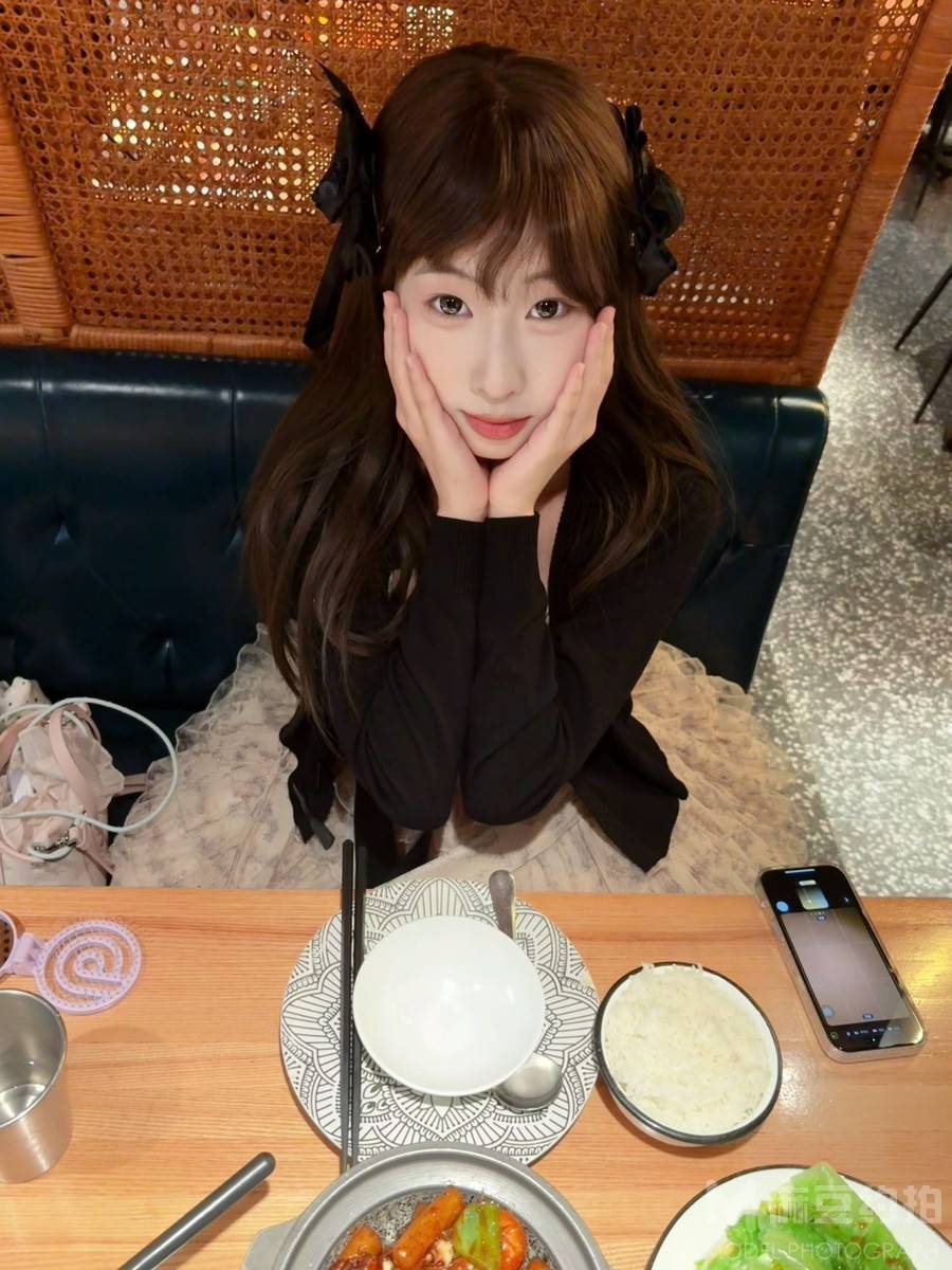 胶片模特