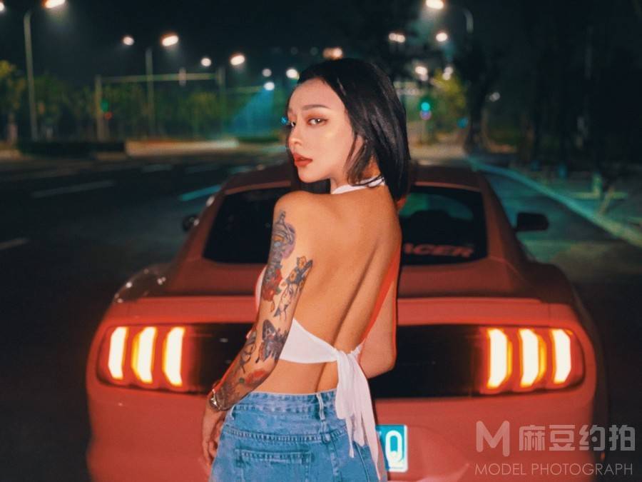 夜景模特
