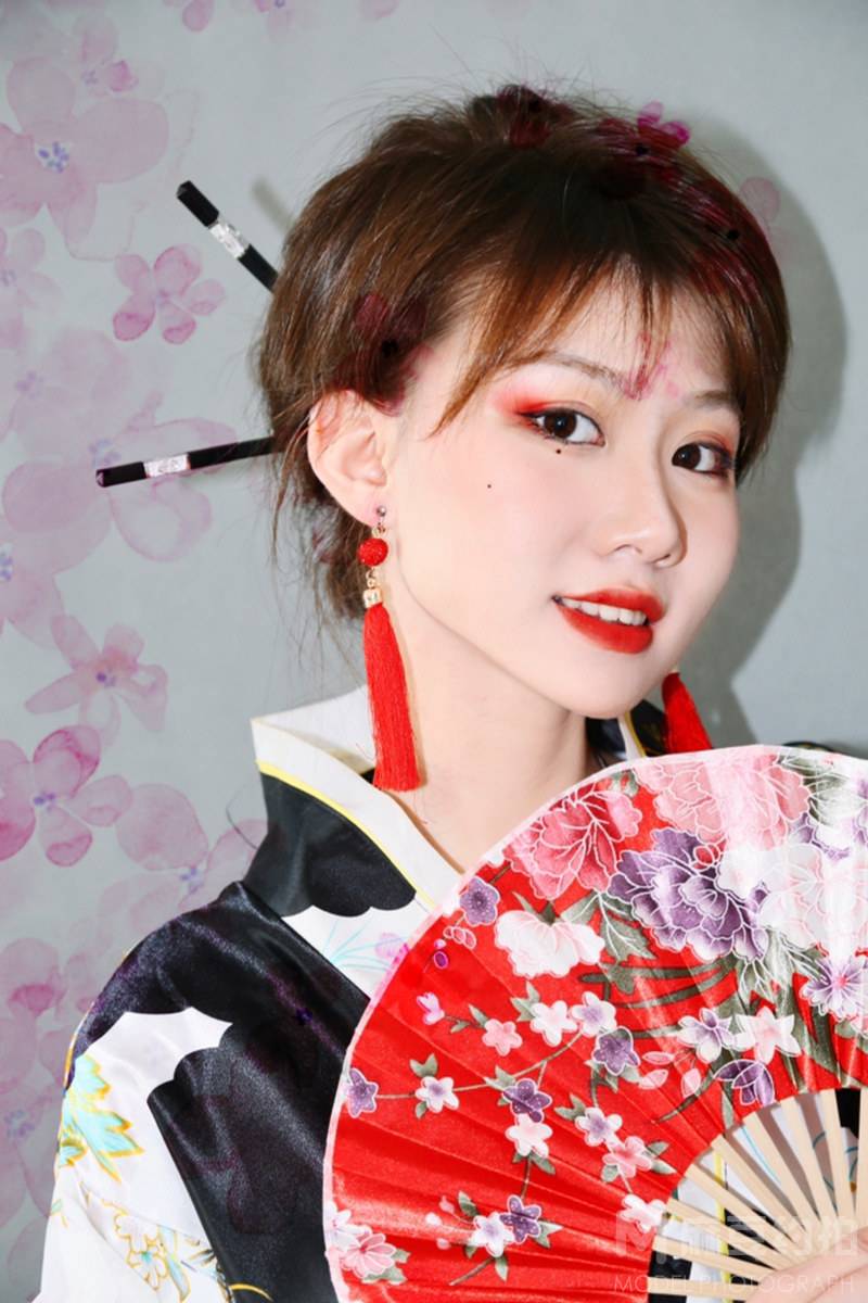 和服模特