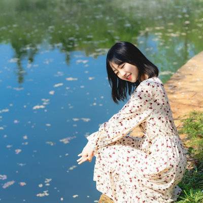 宝丽来模特