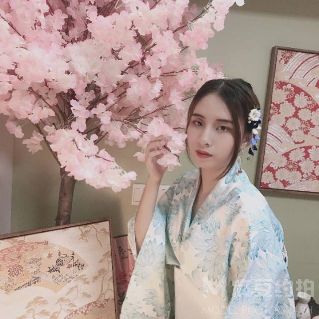 和服模特