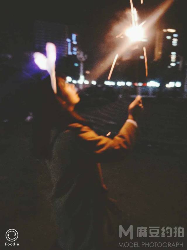 夜景模特
