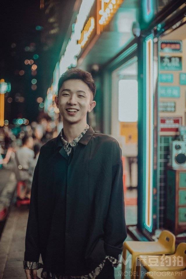夜景模特