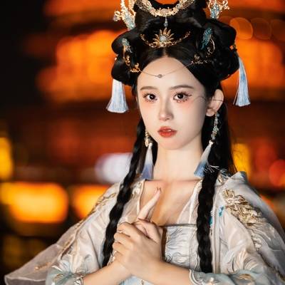 汉服模特