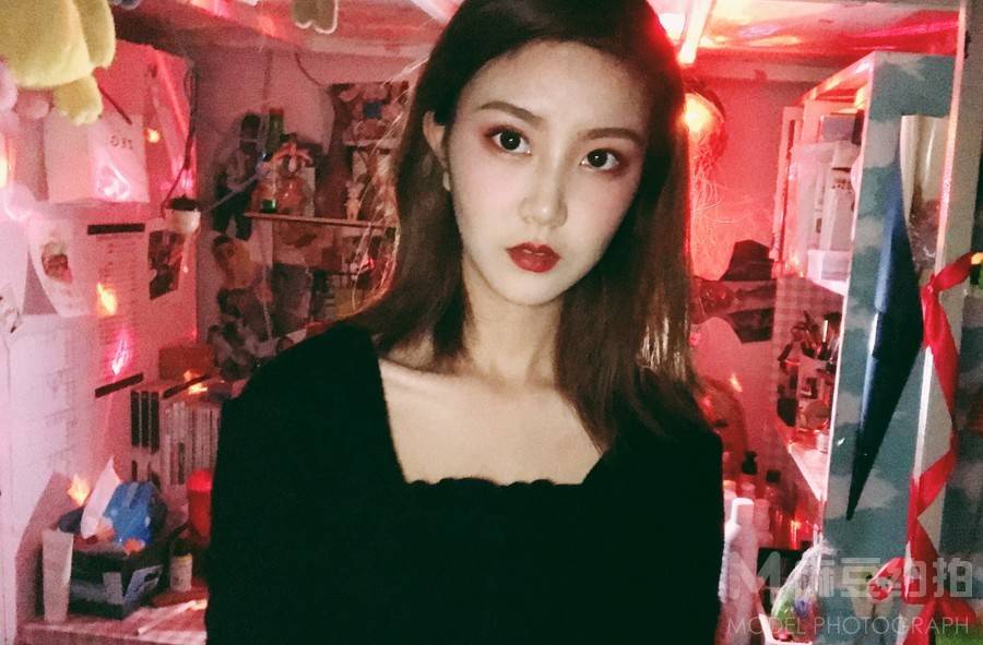 暗黑模特