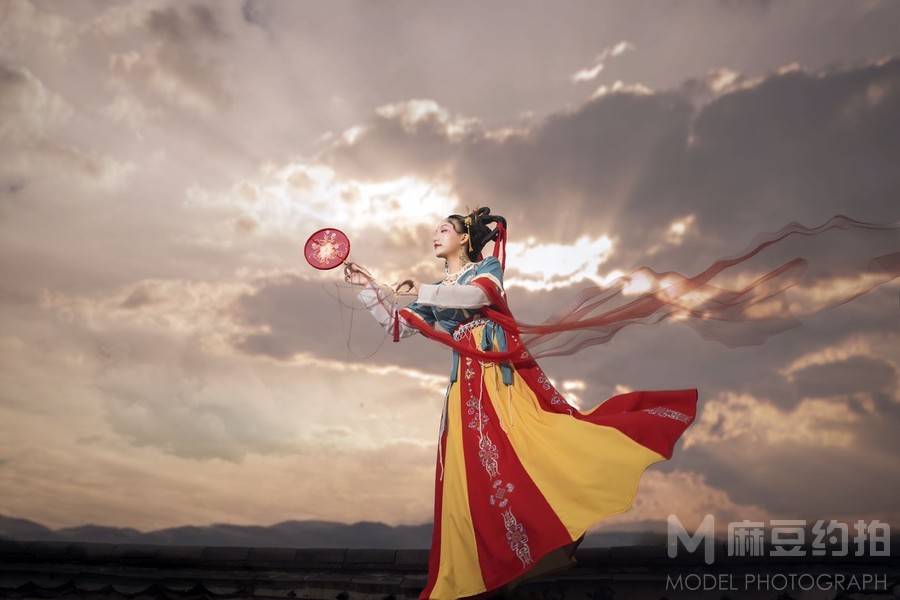 汉服模特
