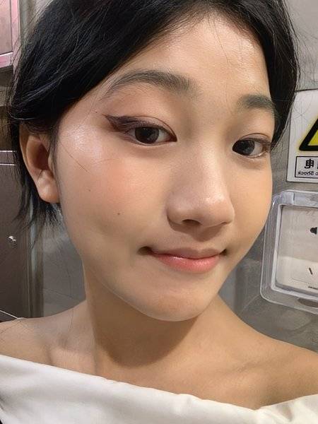 胶片模特