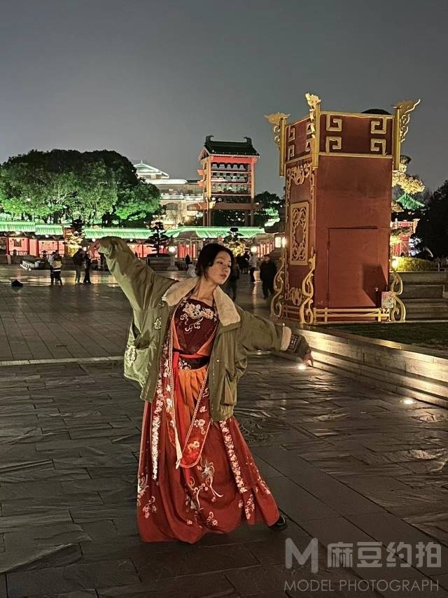 民国模特