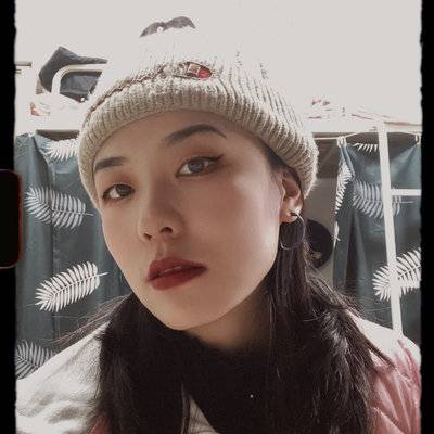 黑白模特