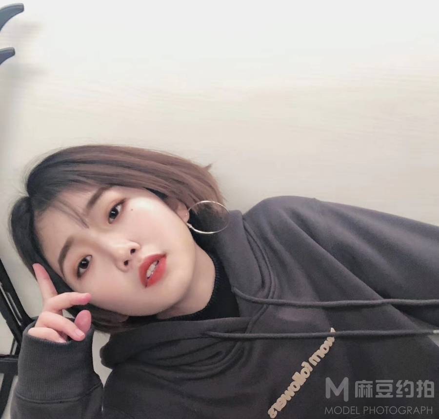 胶片模特