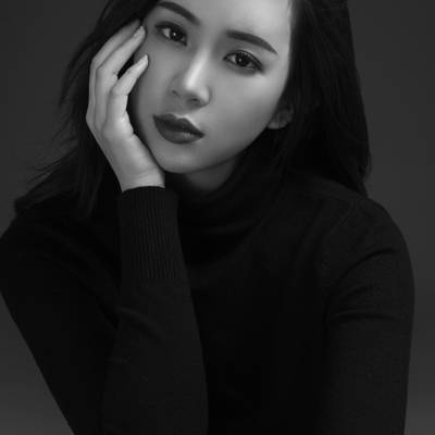 黑白模特