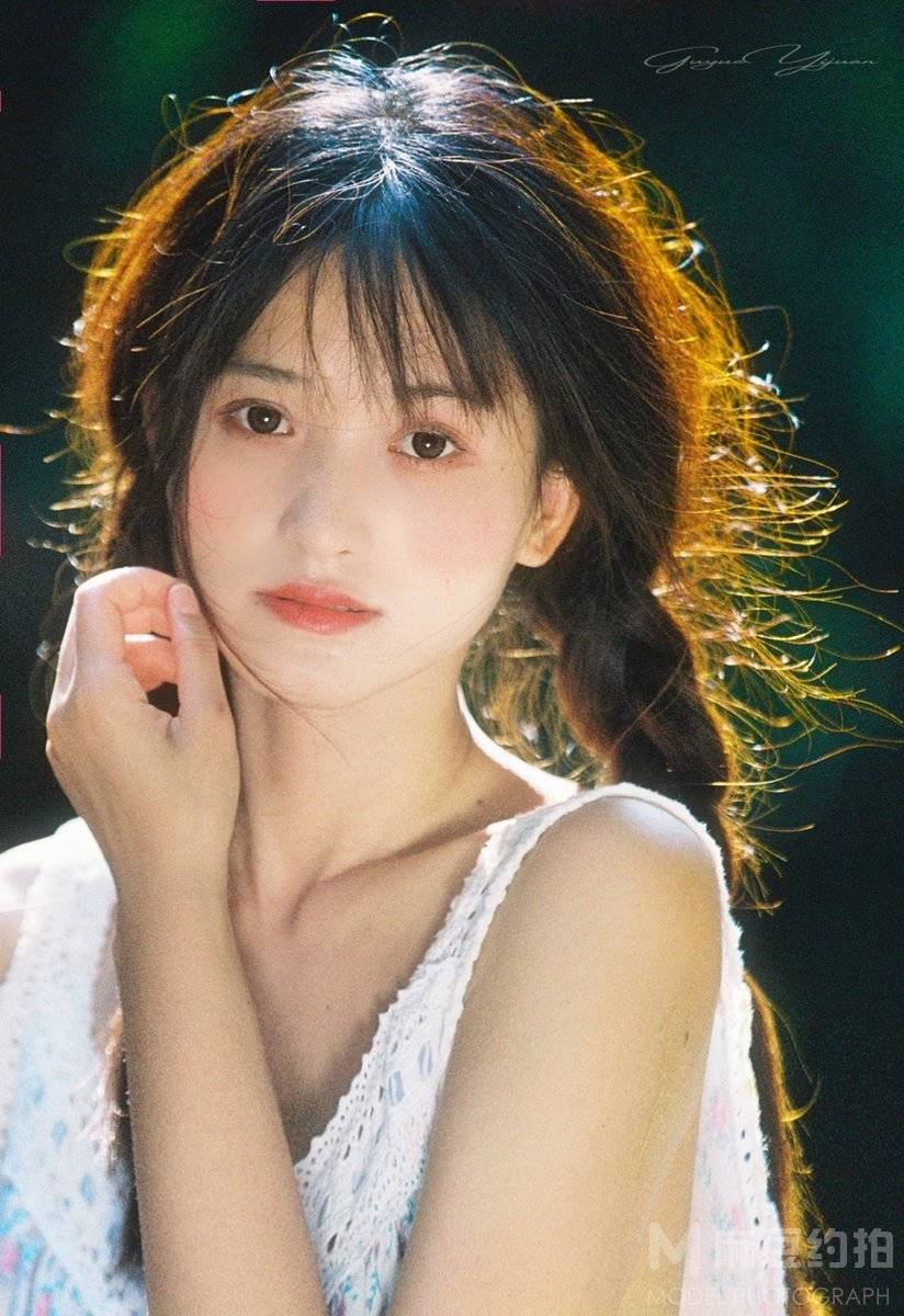 胶片模特