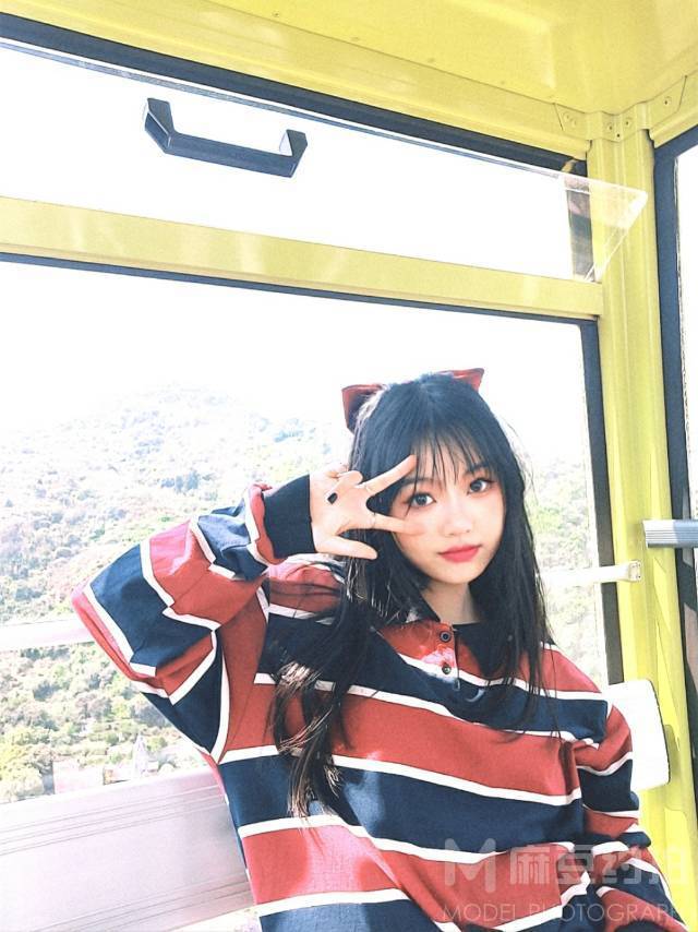 校园模特