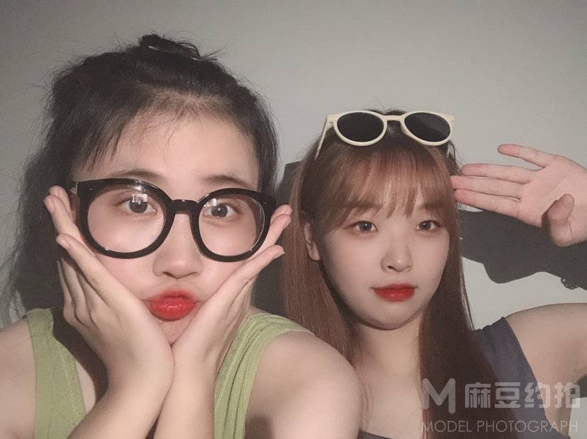 胶片模特
