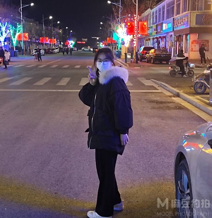 胶片模特
