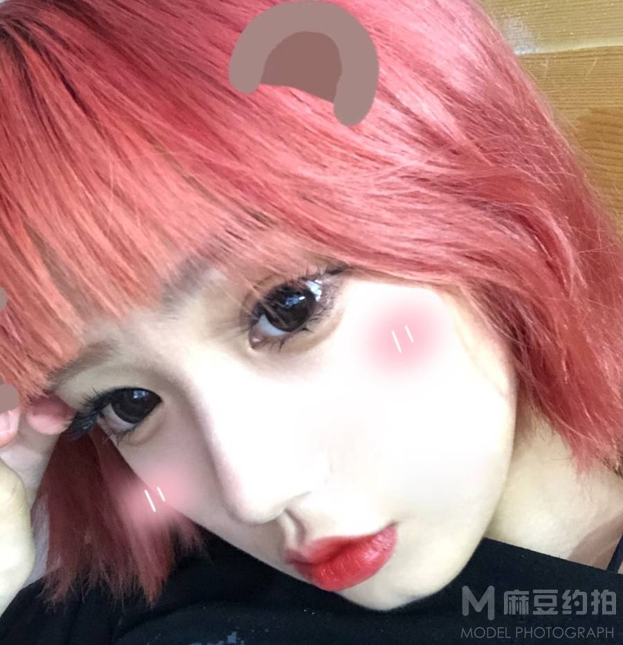 妆容模特