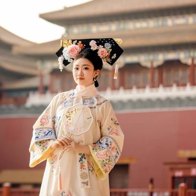 汉服模特