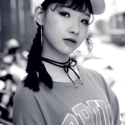 黑白模特