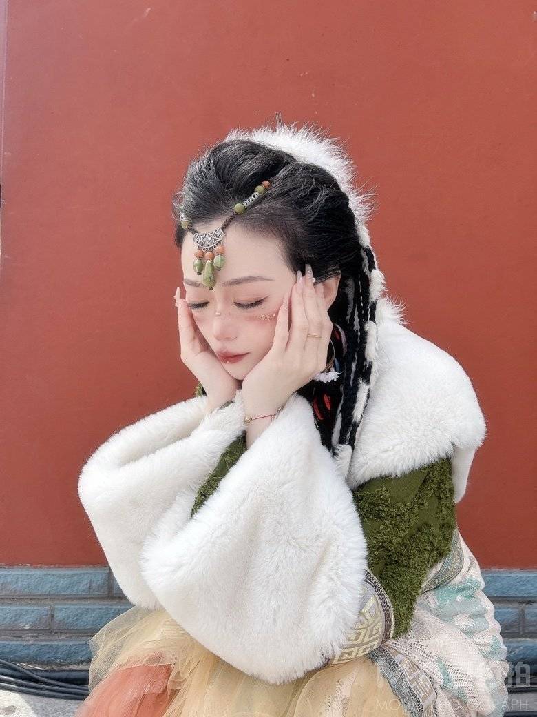 妆容模特