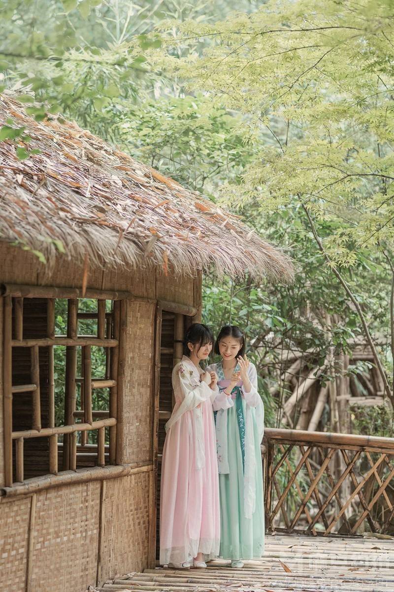 汉服模特