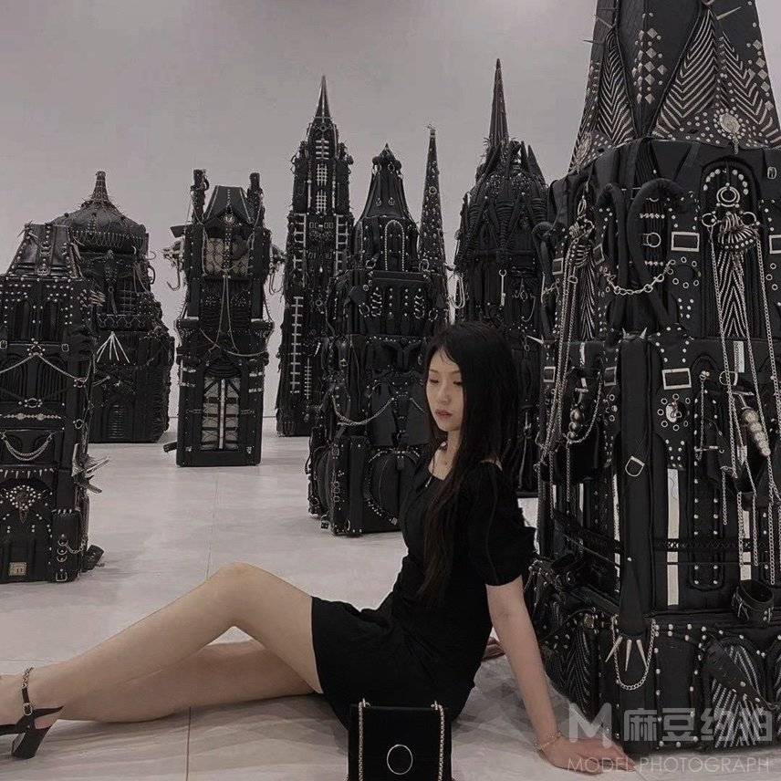 清新模特