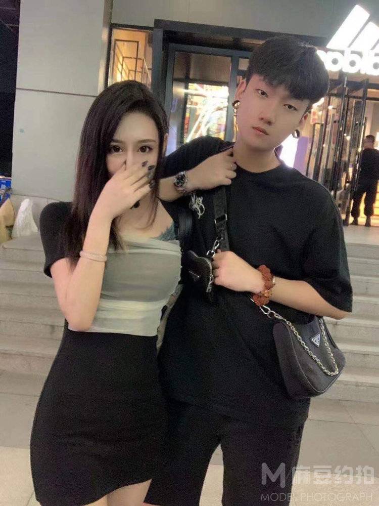 情侣模特