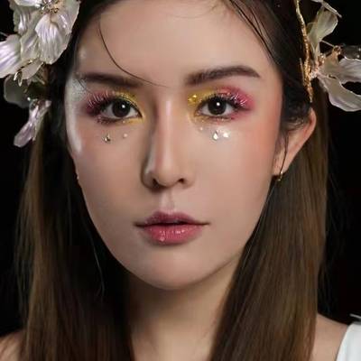 妆容模特