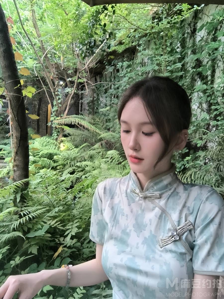 民国模特