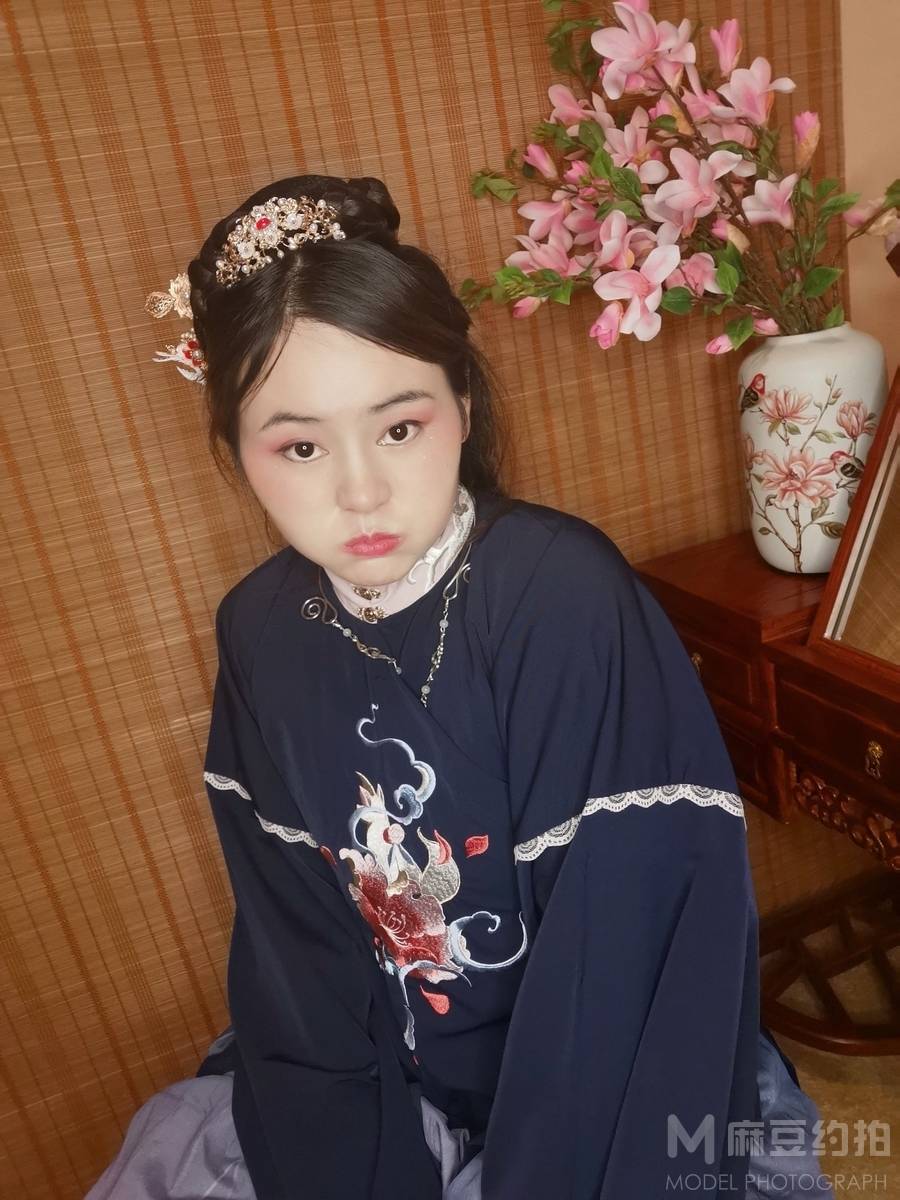 纪实模特