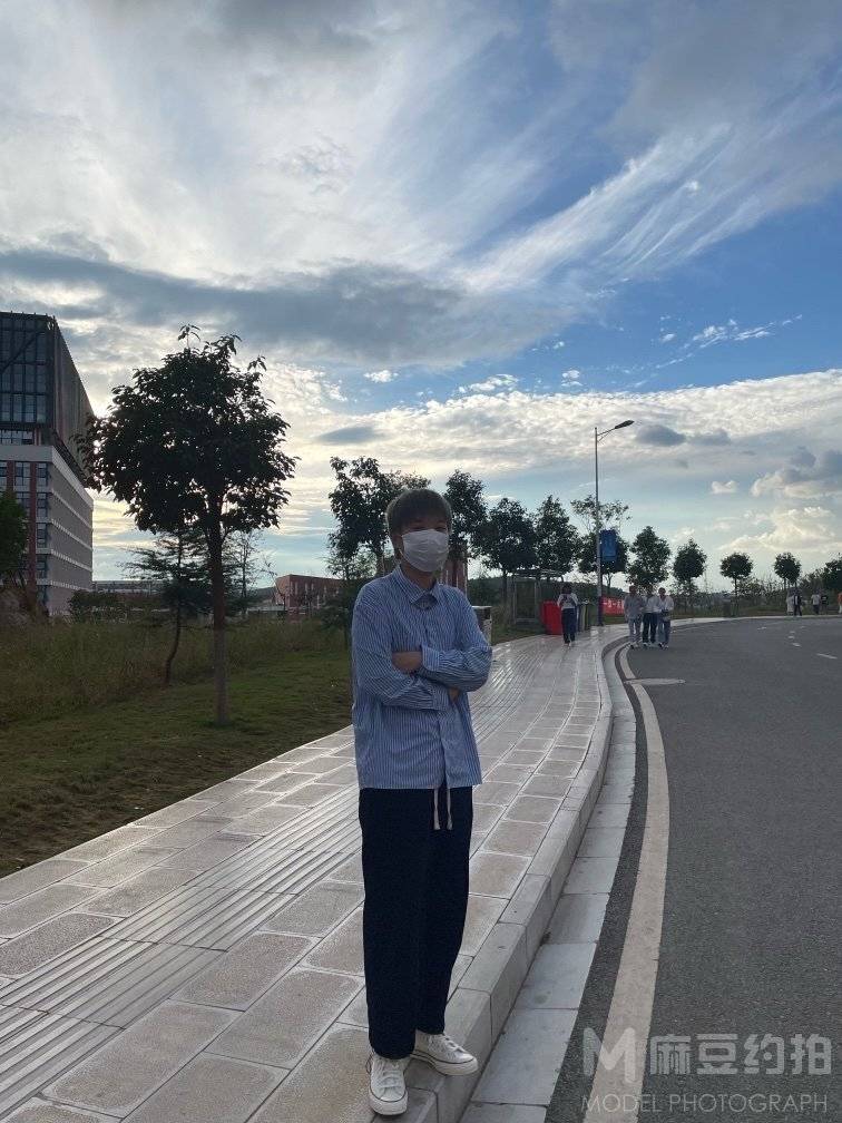 校园模特