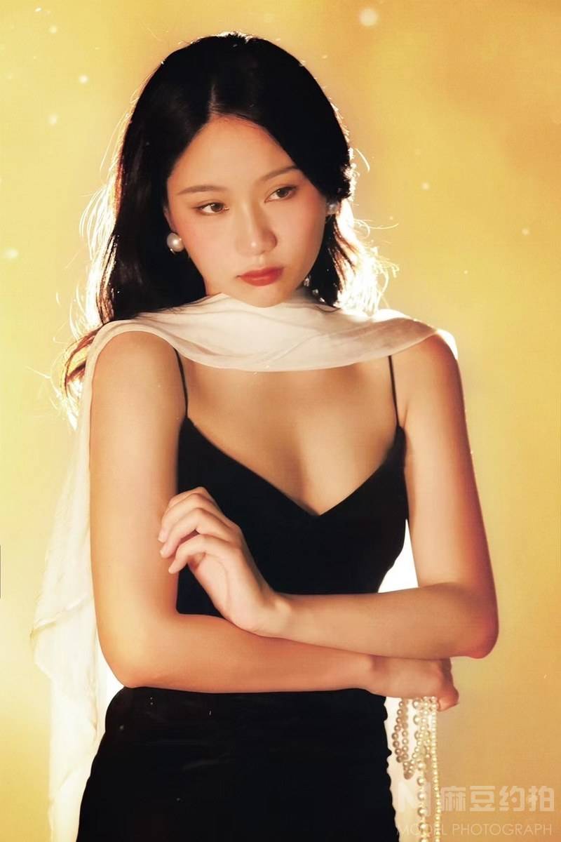 胶片模特