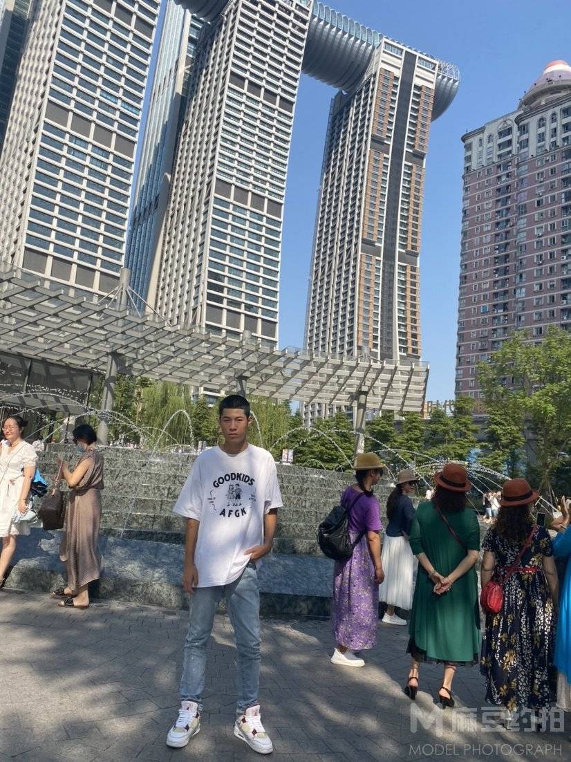 暗黑模特