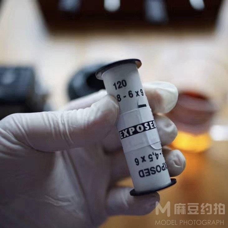 胶片模特
