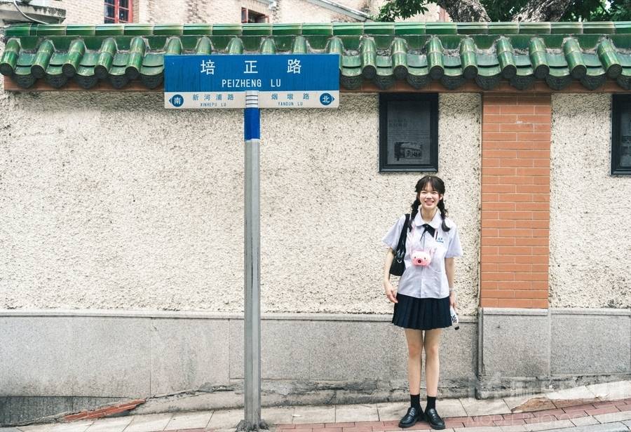 胶片模特